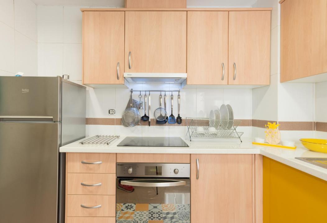 מאלגה Charming Apartment On The Beach - Pool And Parking מראה חיצוני תמונה